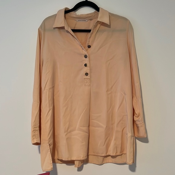 Soft Surroundings hutton popover top size large - Picture 3 of 6